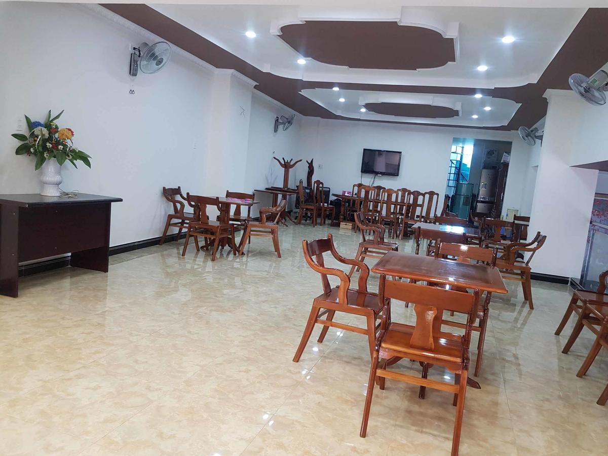 Tay Nguyen Hotel Tỉnh Kontum Kültér fotó