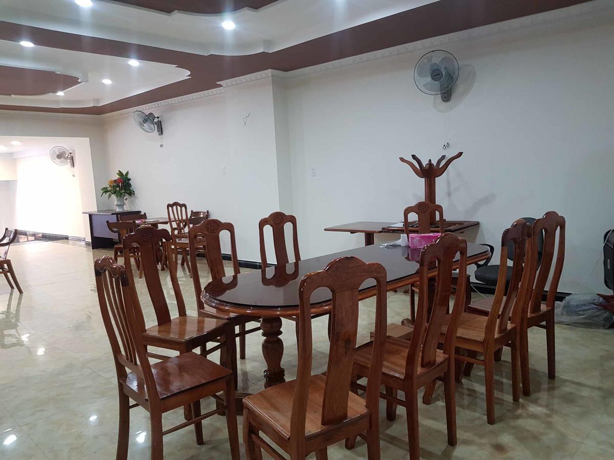 Tay Nguyen Hotel Tỉnh Kontum Kültér fotó