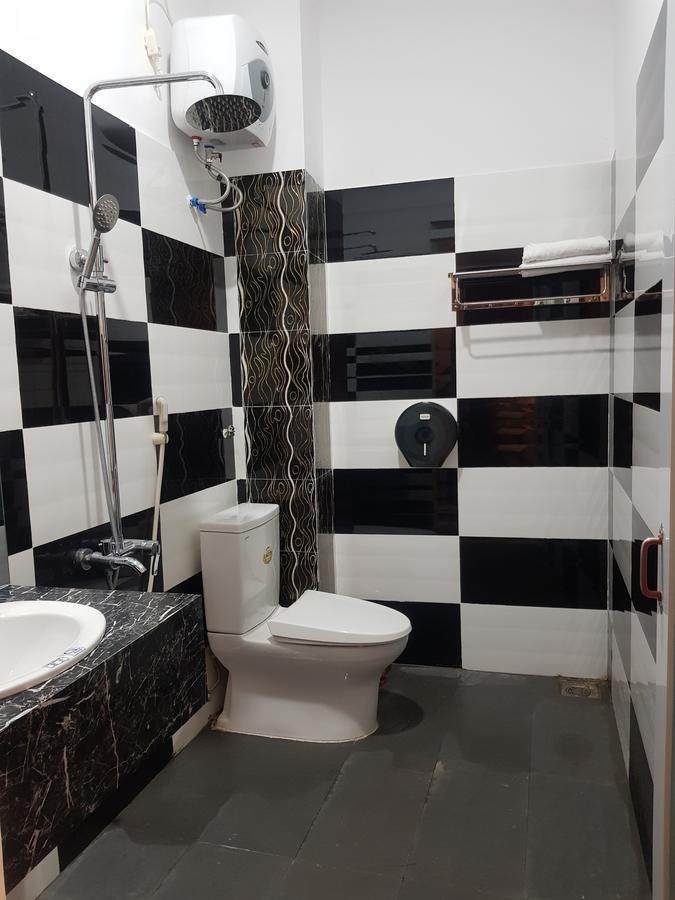 Tay Nguyen Hotel Tỉnh Kontum Kültér fotó