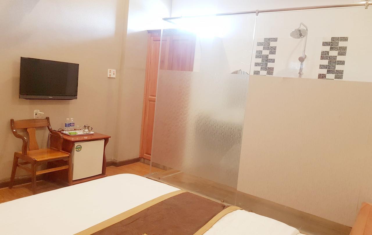 Tay Nguyen Hotel Tỉnh Kontum Kültér fotó